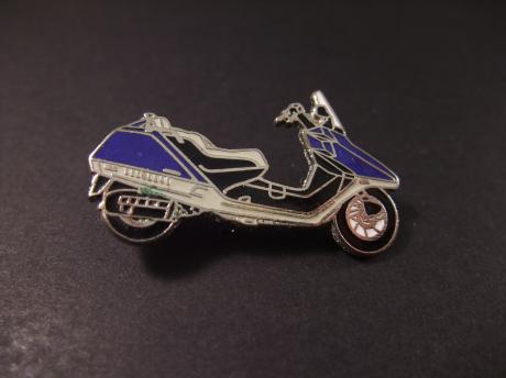 Honda Helix CN250 scooter tweede helft van de jaren 80